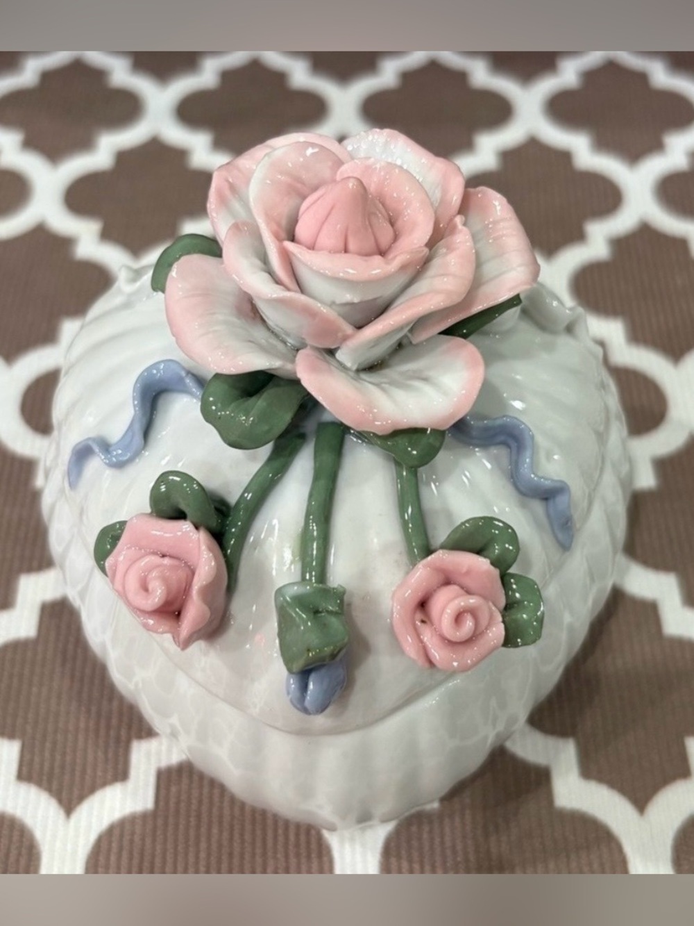Heart-Shaped Porcelain Trinket Box
